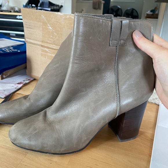 Sam Edelman Gray Bootie - Picture 4 of 4